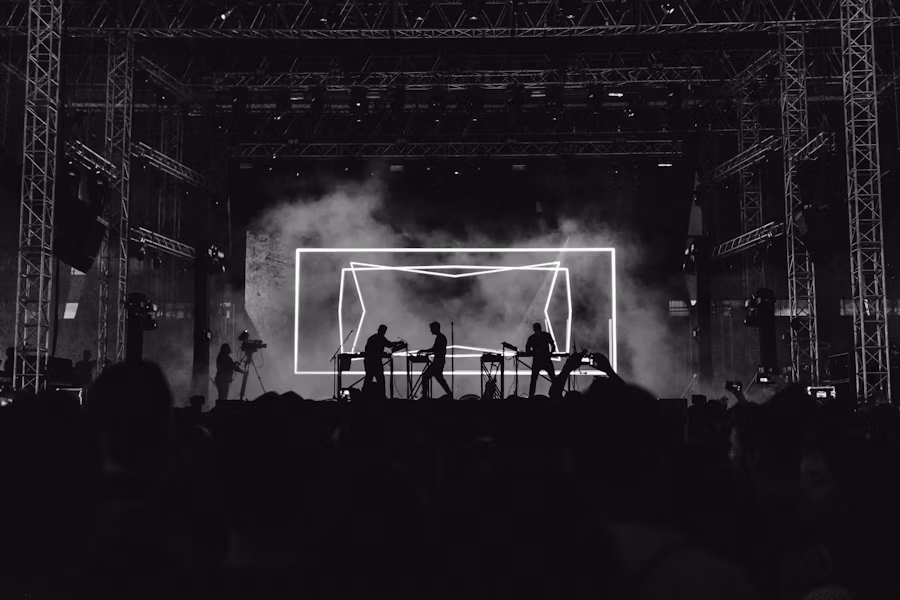 SONGのライブ映像